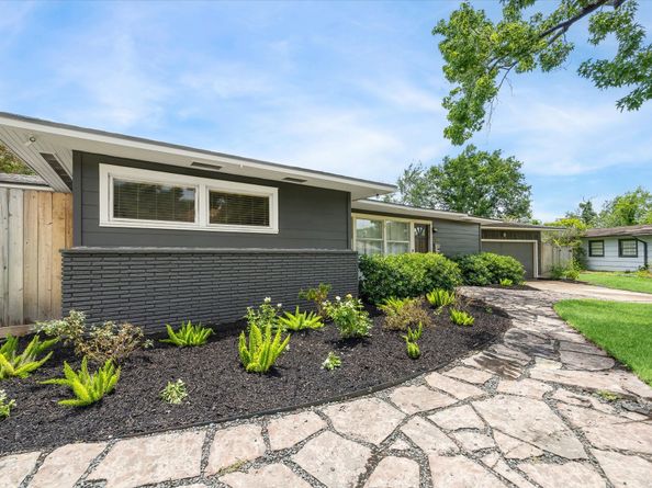 1522 Glen Oaks Street, Houston TX 77008
