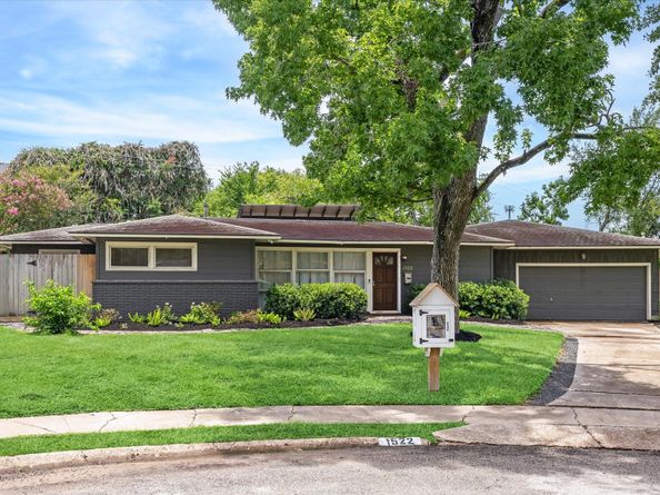 1522 Glen Oaks Street, Houston TX 77008