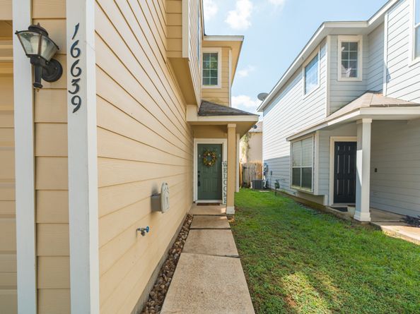 16639 Beckland Lane, Houston TX 77084