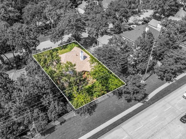913 Melanie Park, Conroe TX 77304