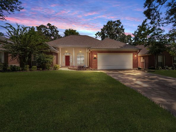 913 Melanie Park, Conroe TX 77304