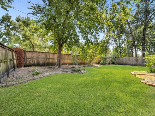 913 Melanie Park, Conroe TX 77304