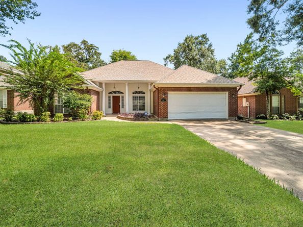 913 Melanie Park, Conroe TX 77304