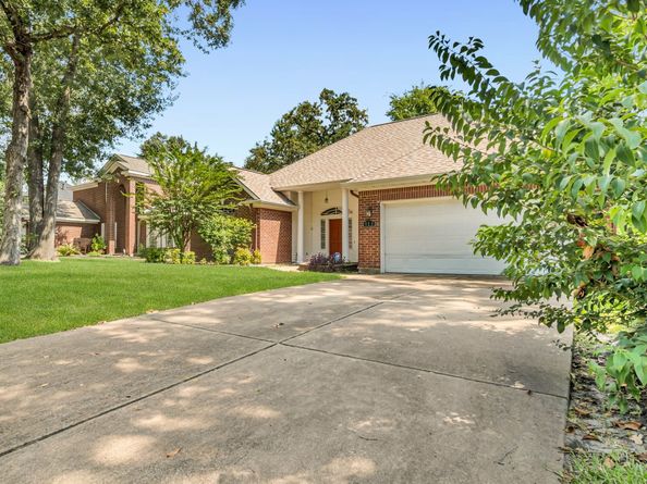 913 Melanie Park, Conroe TX 77304