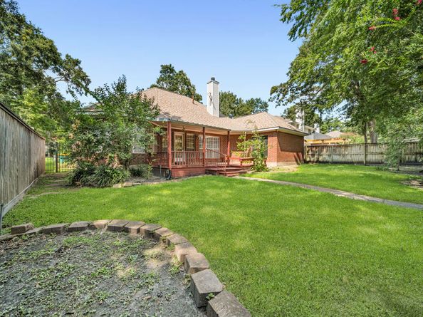913 Melanie Park, Conroe TX 77304