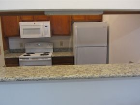 2121 El Paseo Street 2011, Houston TX 77054