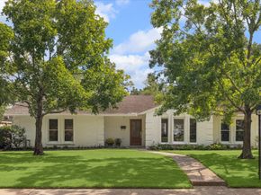 10027 Longmont Drive, Houston TX 77042