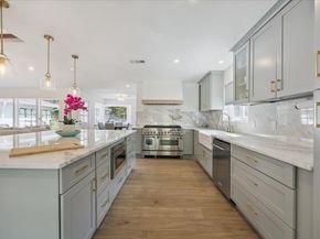 10027 Longmont Drive, Houston TX 77042