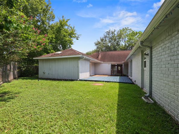 14326 Overbrook Lane, Houston TX 77077