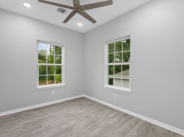 214 Owens Street, Houston TX 77029