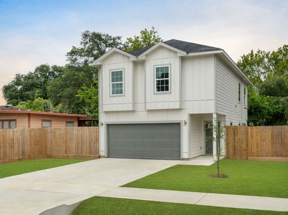 214 Owens Street, Houston TX 77029