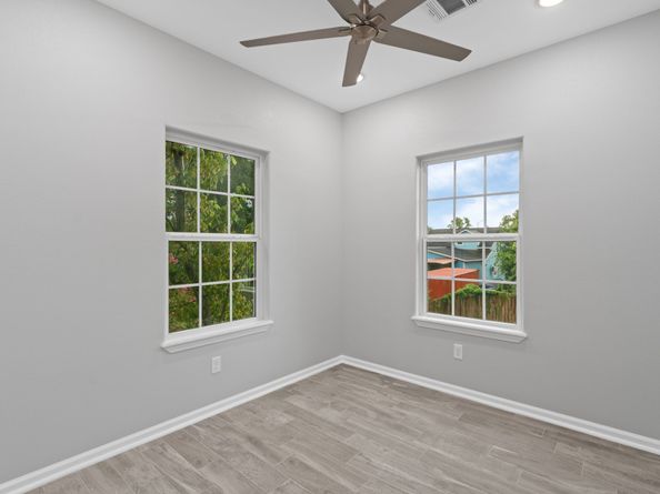 214 Owens Street, Houston TX 77029