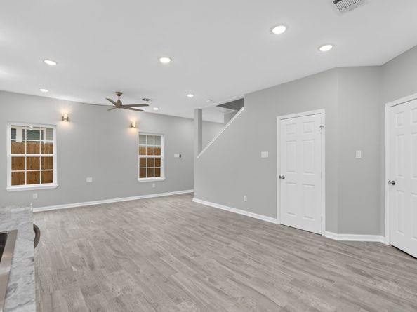 214 Owens Street, Houston TX 77029