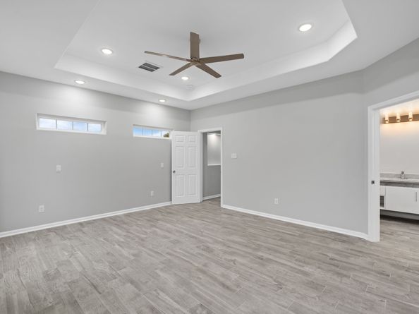 214 Owens Street, Houston TX 77029