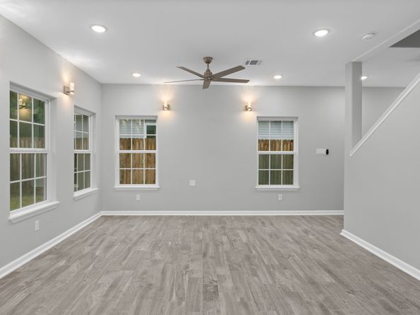 214 Owens Street, Houston TX 77029