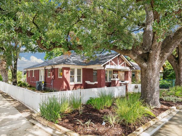 548 Granberry Street, Houston TX 77007