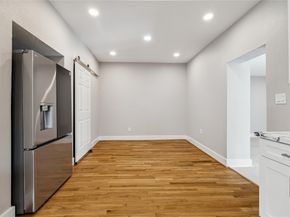 3210 Oakmont Street, Houston TX 77021