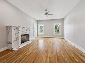 3210 Oakmont Street, Houston TX 77021