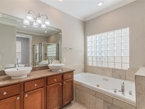 1510 Birdsall Street, Houston TX 77007