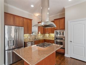 1510 Birdsall Street, Houston TX 77007