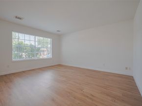 10918 Linden Gate Drive, Houston TX 77075
