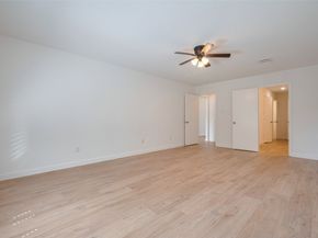10918 Linden Gate Drive, Houston TX 77075