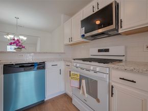 10918 Linden Gate Drive, Houston TX 77075
