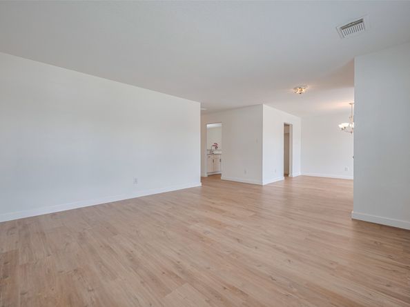 10918 Linden Gate Drive, Houston TX 77075