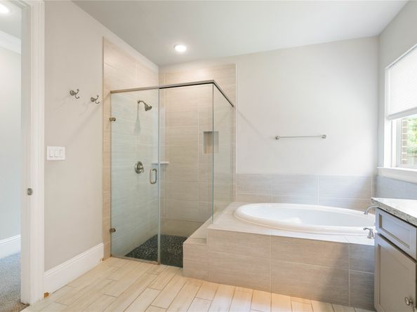 35 Birch Canoe Drive, Tomball TX 77375