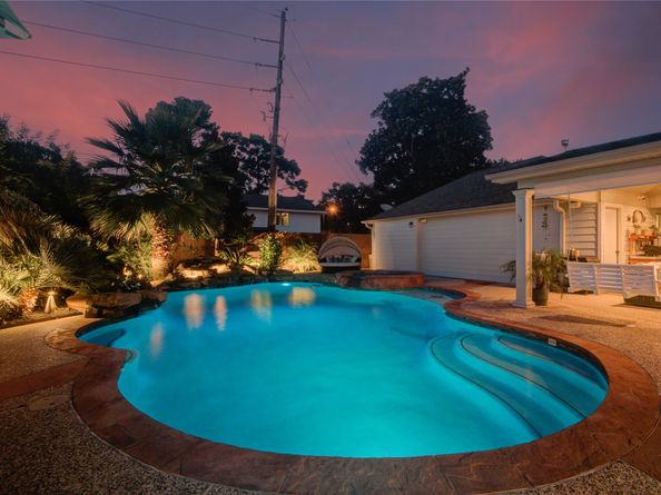 15706 Echo Lodge Drive, Houston TX 77095