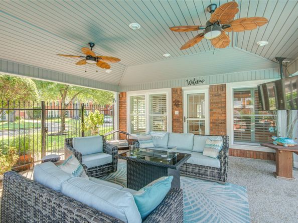 15706 Echo Lodge Drive, Houston TX 77095