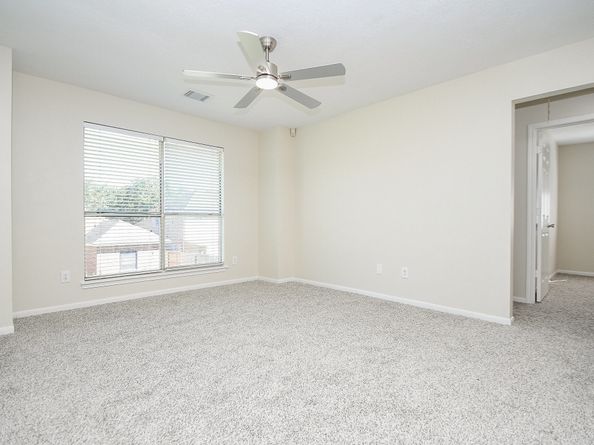 139 Skycrest Drive, Sugar Land TX 77479