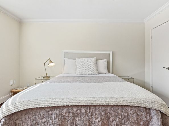 3402 Garrott Street 15, Houston TX 77006