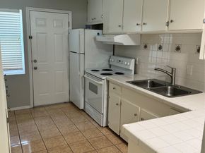 11609 Chimney Rock Road B, Houston TX 77035
