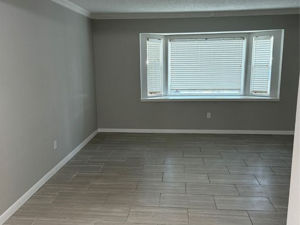 11609 Chimney Rock Road B, Houston TX 77035