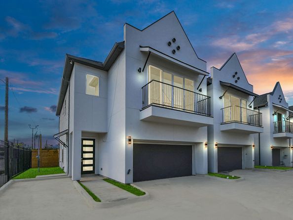 5906 Saint Augustine Street F, Houston TX 77021