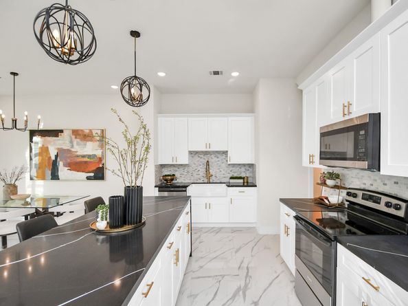 5906 Saint Augustine Street F, Houston TX 77021