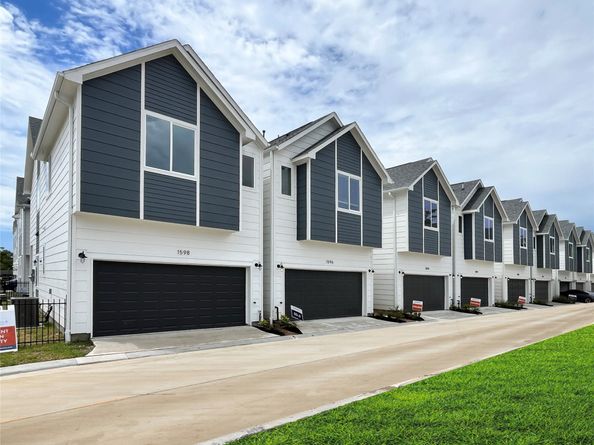 1540 W Tidwell Road, Houston TX 77091