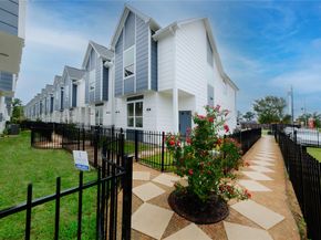 1540 W Tidwell Road, Houston TX 77091