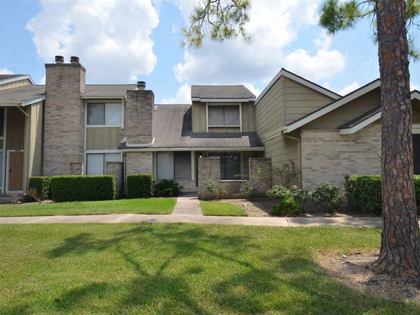 12019 Bob White Drive, Houston TX 77035