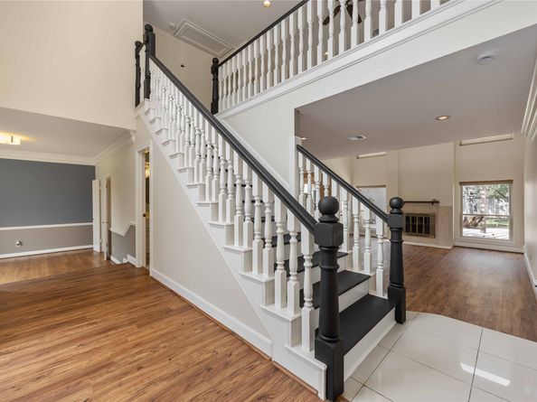 11930 Carriage Hill Drive, Houston TX 77077