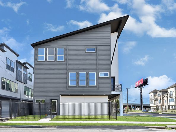 3313 Baer Street, Houston TX 77020