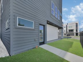3313 Baer Street, Houston TX 77020