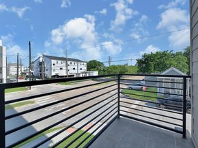 3313 Baer Street, Houston TX 77020