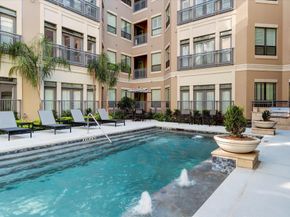 1901 Post Oak Boulevard 4308, Houston TX 77056