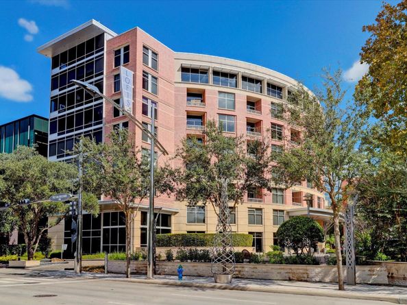 1901 Post Oak Boulevard 4308, Houston TX 77056