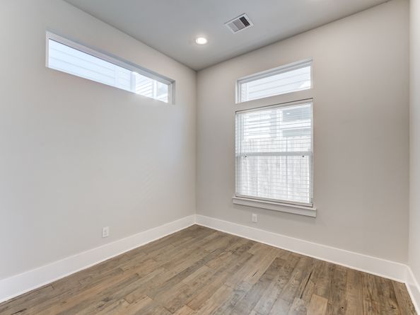 2026 Live Oak Street, Houston TX 77003