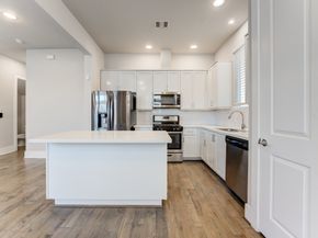 2026 Live Oak Street, Houston TX 77003