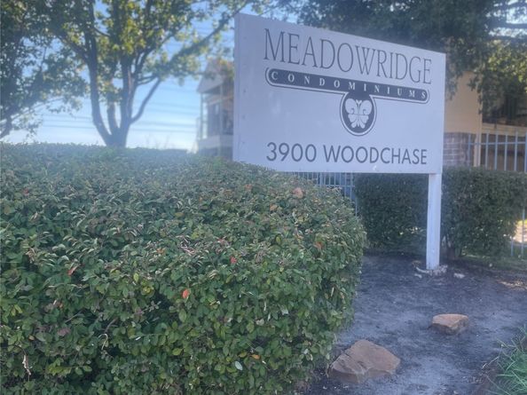 3900 Woodchase Drive 55, Houston TX 77042