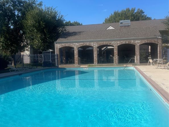 3900 Woodchase Drive 55, Houston TX 77042